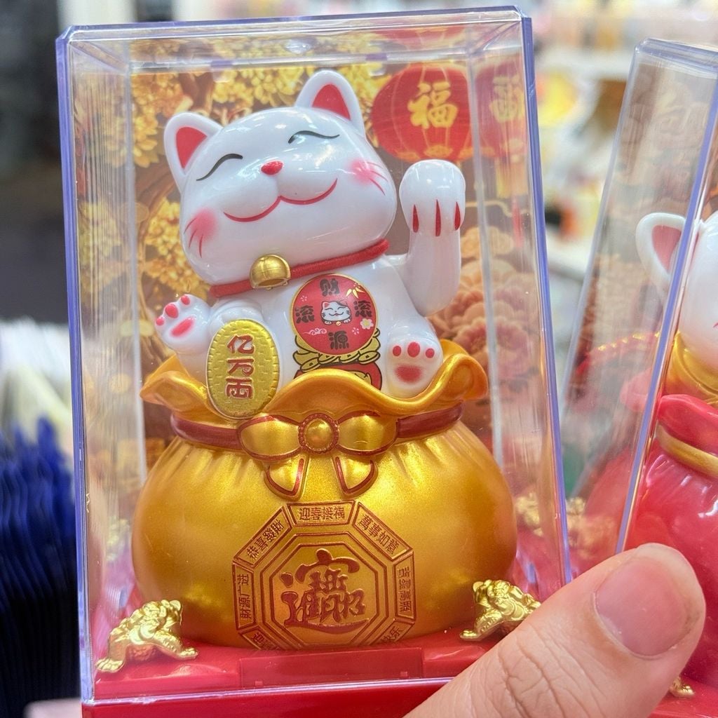 MÈO THẦN TÀI Có Chuông Nằm/ Ngồi Tài lộc trên Túi Tiền Vẫy Tay