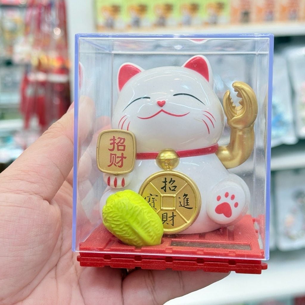 Mèo Thần Tài Nhựa Vẫy Tay Tài Lộc - Năng Lượng Mặt Trời- TẾT 2026 (Nhiều Mẫu)