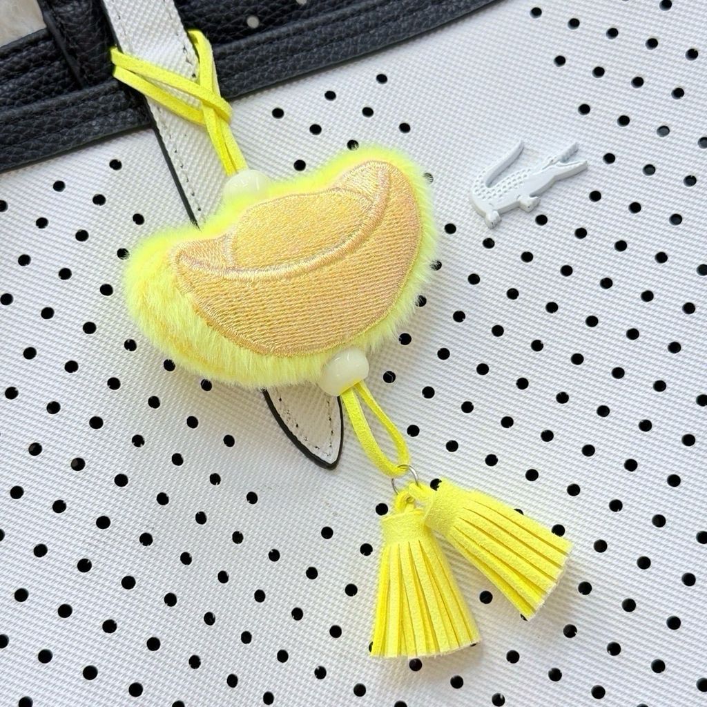 Móc Treo/ Móc Khóa Cục Vàng Lông Tua Rua