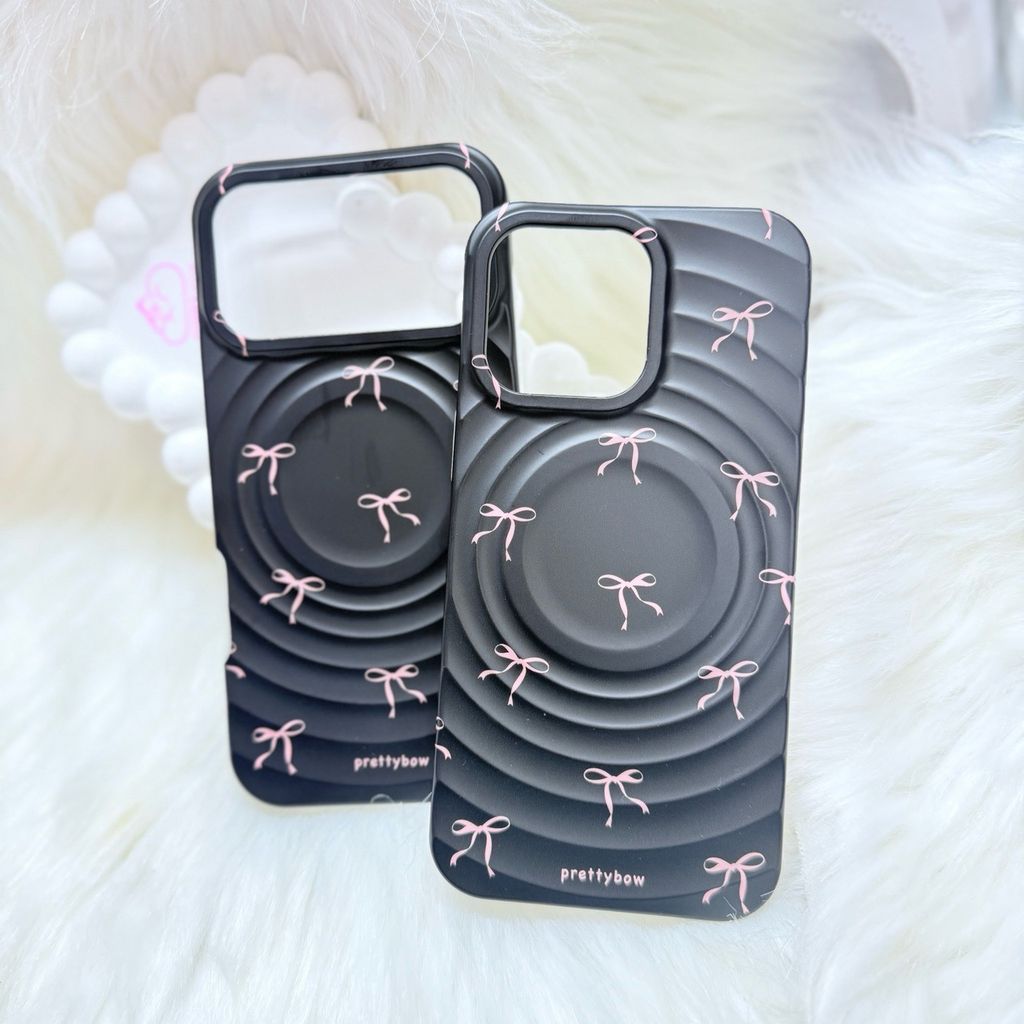 Case Ốp điện thoại iPhone Prettybow Nơ Hồng Nền Đen Pastel Magsafe iPhone 17/16/15/14/13/12/Pro/Promax