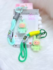 Dây đeo ngắn móc tay LABUBU chất dù giữ điện thoại màu phối trơn ( DÂY NGẮN) - kèm móc hoạt hình