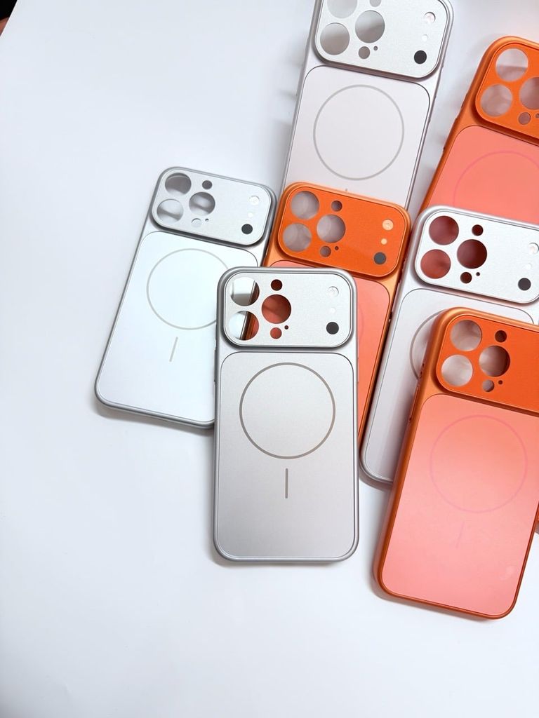 Case Ốp Điện thoại iPhone Nhám Màu Bạc Basic Bảo Vệ Camera Magsafe Basic iPhone 17/16/15Pro/Promax