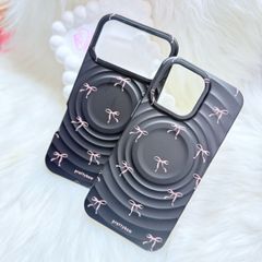 Case Ốp điện thoại iPhone Prettybow Nơ Hồng Nền Đen Pastel Magsafe iPhone 17/16/15/14/13/12/Pro/Promax