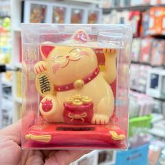 Mèo Thần Tài Cầm Liểng Ngồi Dưới Túi Vàng - Năng Lượng - Tết 2026