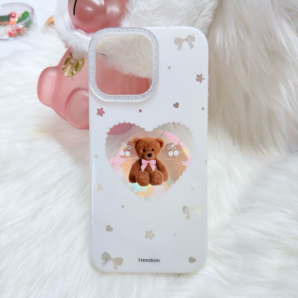 Case Ốp điện thoại iPhone Trắng Gấu Nâu Nơ Sao Cherry Freedom Có Nút Control Viền Camera Bling Bling iPhone 13/14/15/16/17Pro/Promax