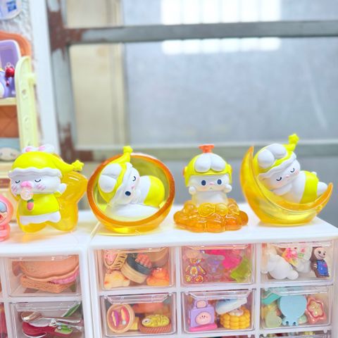 Bộ Tượng Mô Hình Thỏ lili Cute trang trí bàn làm việc để xe oto vô tri dễ thương