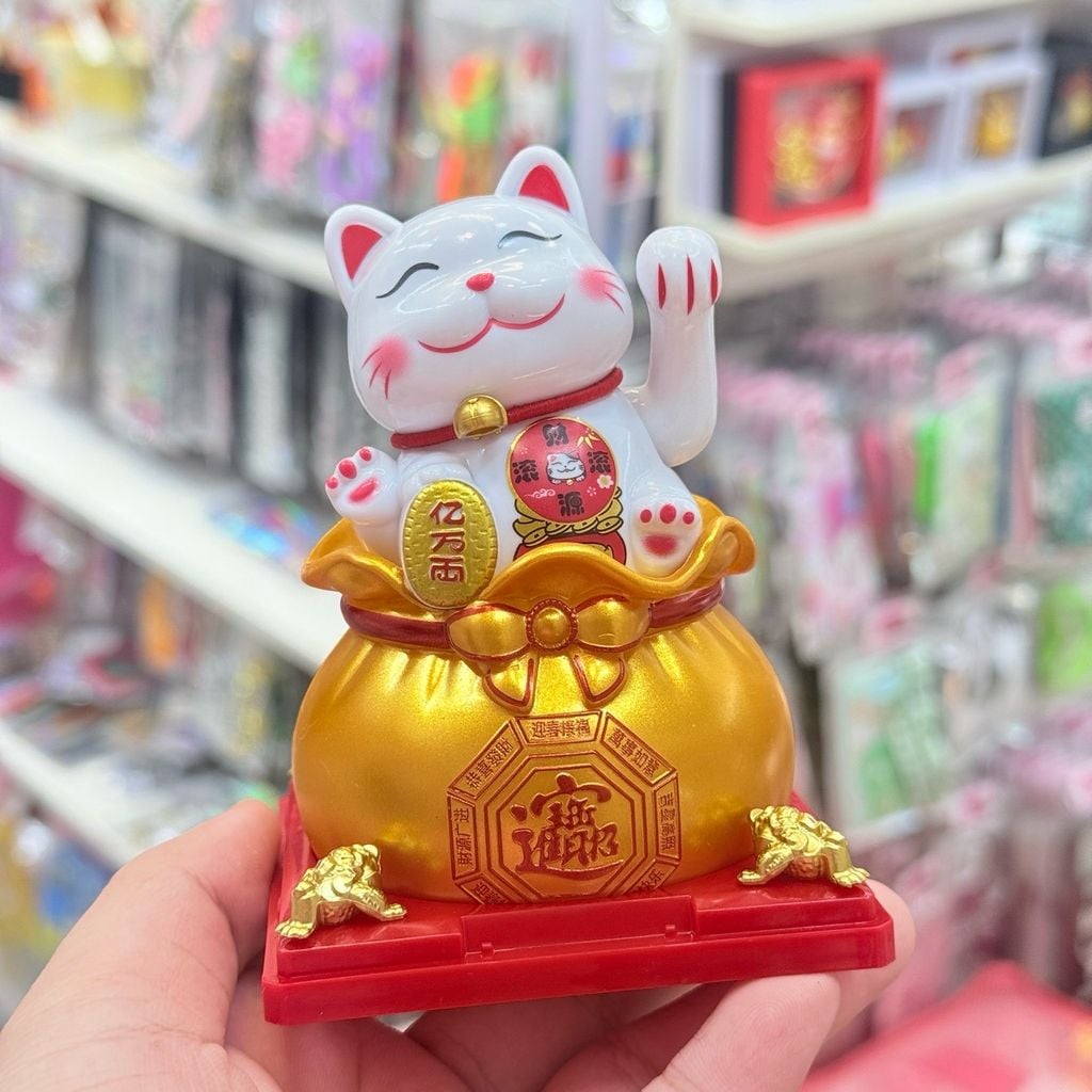 MÈO THẦN TÀI Có Chuông Nằm/ Ngồi Tài lộc trên Túi Tiền Vẫy Tay