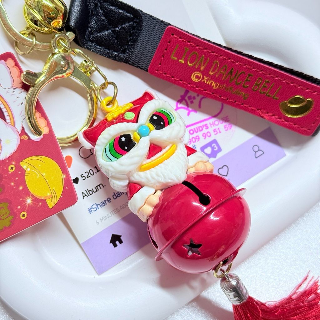Móc Khóa Ông Lân Ôm Chuông Lớn Đỏ Tết