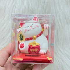 Mèo Thần Tài Cầm Liểng Ngồi Dưới Túi Vàng - Năng Lượng - Tết 2026