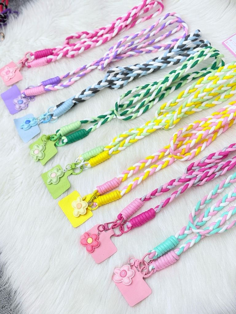Dây Dài Chất Dù Đeo Điện Thoại Charm Bông Hoa