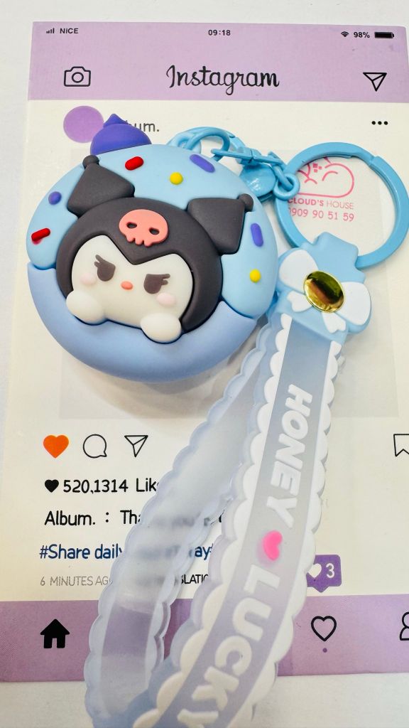 Móc Khóa Sanrio Bánh Donut và Cái Mông