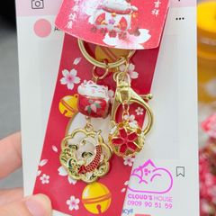 Móc Khóa Mèo Hoa Anh Đào Tết 2026