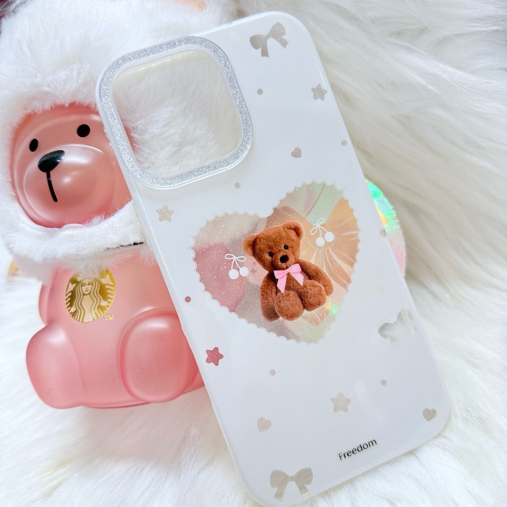 Case Ốp điện thoại iPhone Trắng Gấu Nâu Nơ Sao Cherry Freedom Có Nút Control Viền Camera Bling Bling iPhone 13/14/15/16/17Pro/Promax