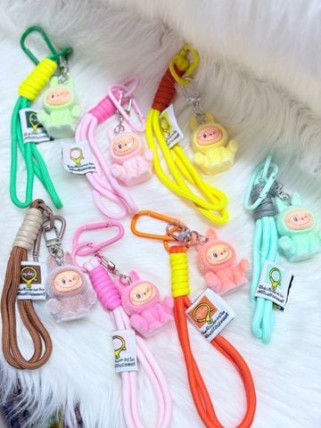 Dây đeo ngắn móc tay LABUBU chất dù giữ điện thoại màu phối trơn ( DÂY NGẮN) - kèm móc hoạt hình