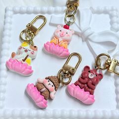Móc treo điện thoại mini cute dễ thương - MẪU NGỒI HOA SEN