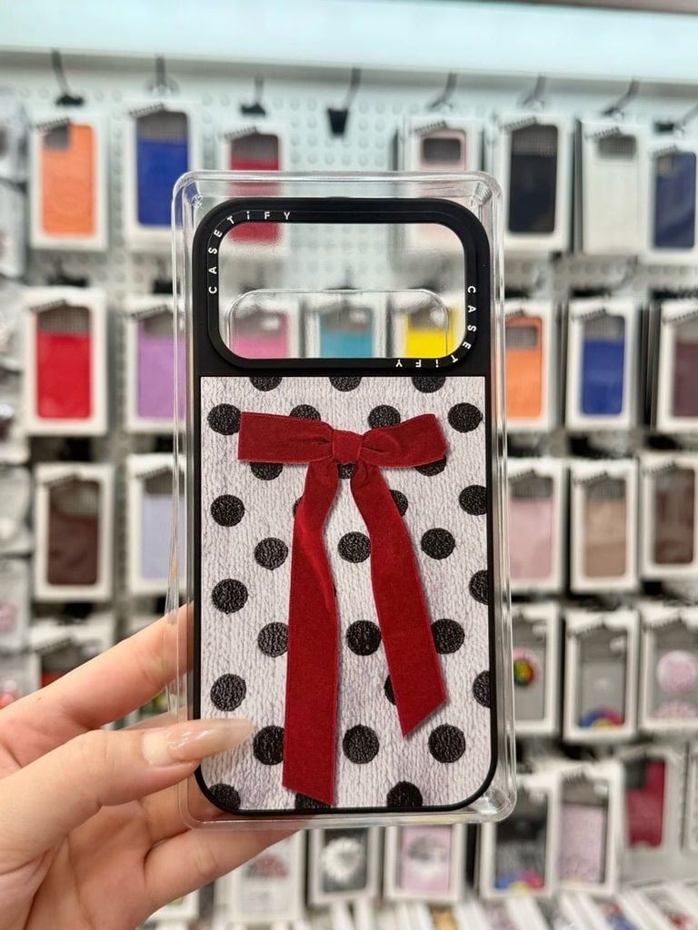 Case Ốp Điện thoại iPhone CaseTify Chấm Bi Nơ 17Promax