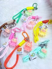 Dây đeo ngắn móc tay LABUBU chất dù giữ điện thoại màu phối trơn ( DÂY NGẮN) - kèm móc hoạt hình