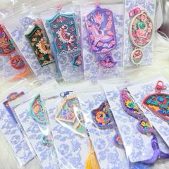 CNHN- Móc Khoá/ Móc Treo Kim Khánh Trang Trí Quà Lưu Niệm Việt Nam