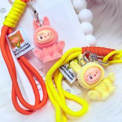 Dây đeo ngắn móc tay LABUBU chất dù giữ điện thoại màu phối trơn ( DÂY NGẮN) - kèm móc hoạt hình