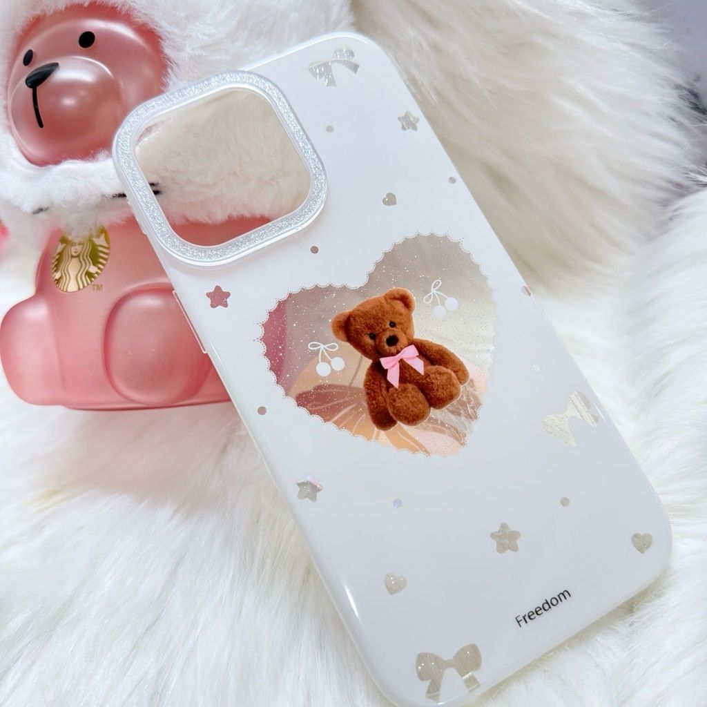 Case Ốp điện thoại iPhone Trắng Gấu Nâu Nơ Sao Cherry Freedom Có Nút Control Viền Camera Bling Bling iPhone 13/14/15/16/17Pro/Promax