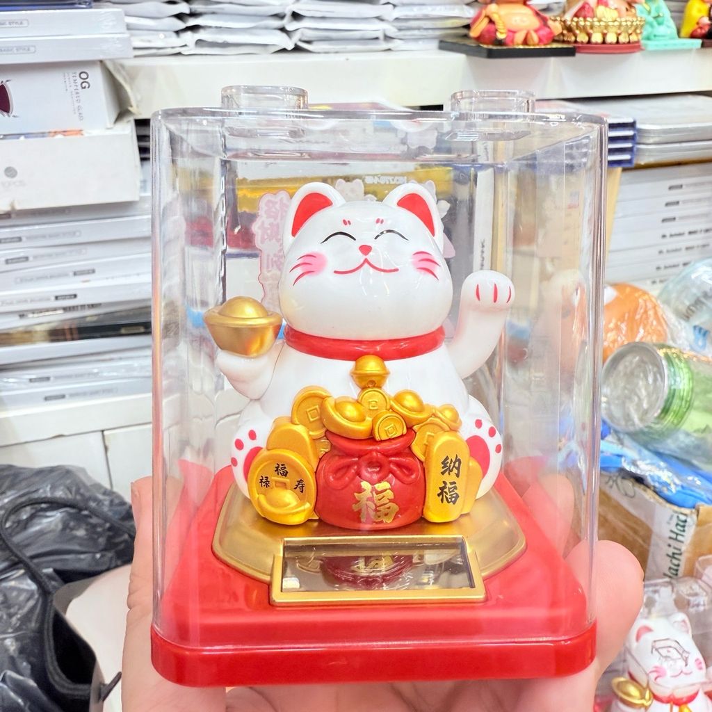Mèo Thần Tài Nhựa Vẫy Tay Tài Lộc - Năng Lượng Mặt Trời- TẾT 2026 (Nhiều Mẫu)