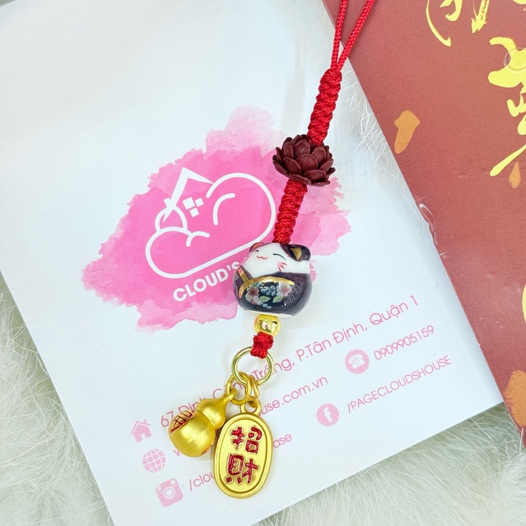 Móc Treo Điện Thoại Mèo Thần Tài Mèo Lớn Mèo Nhỏ – Phụ Kiện Trang Trí Nhiều Màu Kèm Hoa Sen & Charm