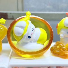 Bộ Tượng Mô Hình Thỏ lili Cute trang trí bàn làm việc để xe oto vô tri dễ thương