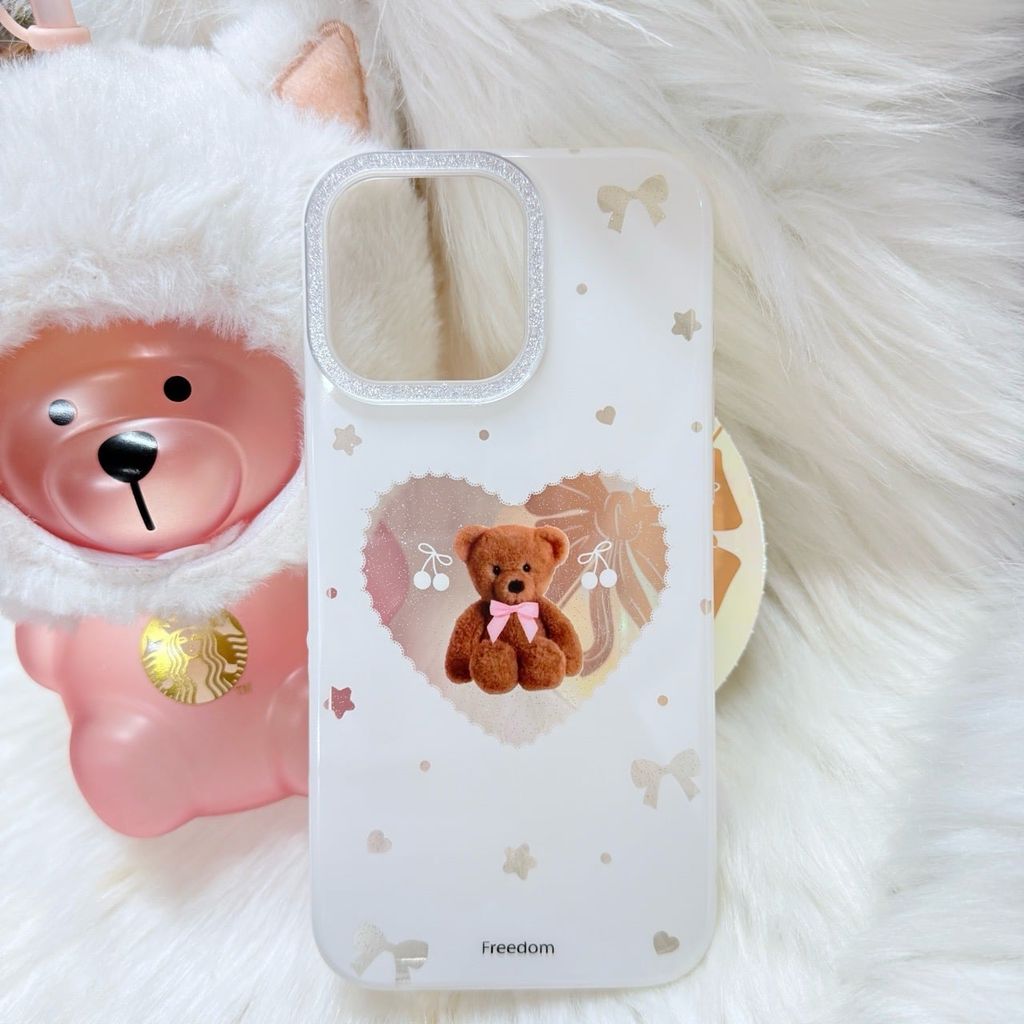 Case Ốp điện thoại iPhone Trắng Gấu Nâu Nơ Sao Cherry Freedom Có Nút Control Viền Camera Bling Bling iPhone 13/14/15/16/17Pro/Promax