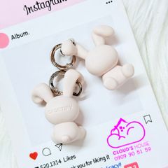 Móc Treo Móc Khóa Phụ Kiện CASETIFY Charm Thỏ