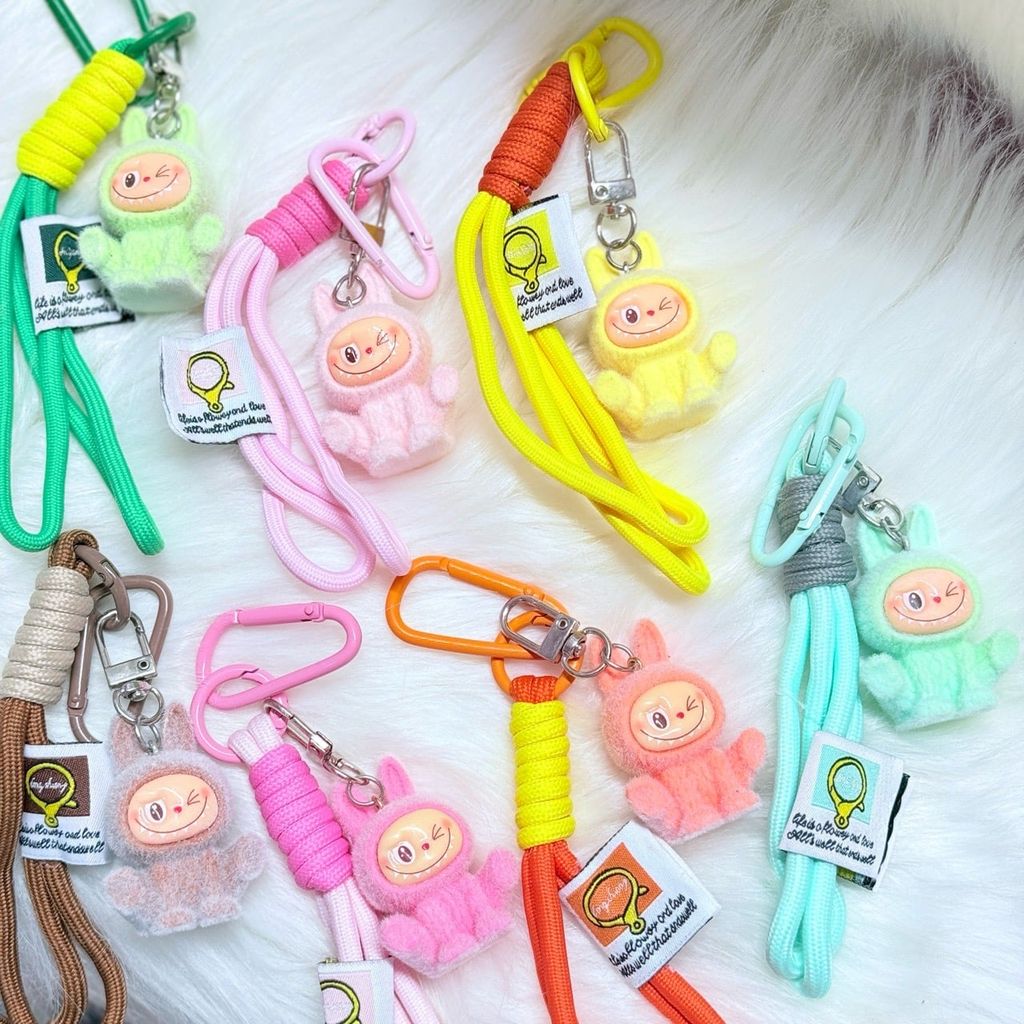 Dây đeo ngắn móc tay LABUBU chất dù giữ điện thoại màu phối trơn ( DÂY NGẮN) - kèm móc hoạt hình