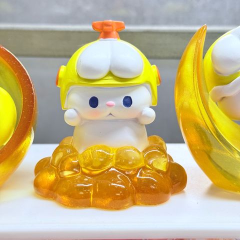 Bộ Tượng Mô Hình Thỏ lili Cute trang trí bàn làm việc để xe oto vô tri dễ thương