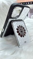 Case Ốp Điện thoại iPhone Hoa Cười Gương Nền Trắng x Murakami Flower Mirror CaseTify iPhone 17/16/Promax