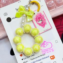 Dây đeo điện thoại vòng kèm lá và thỏ