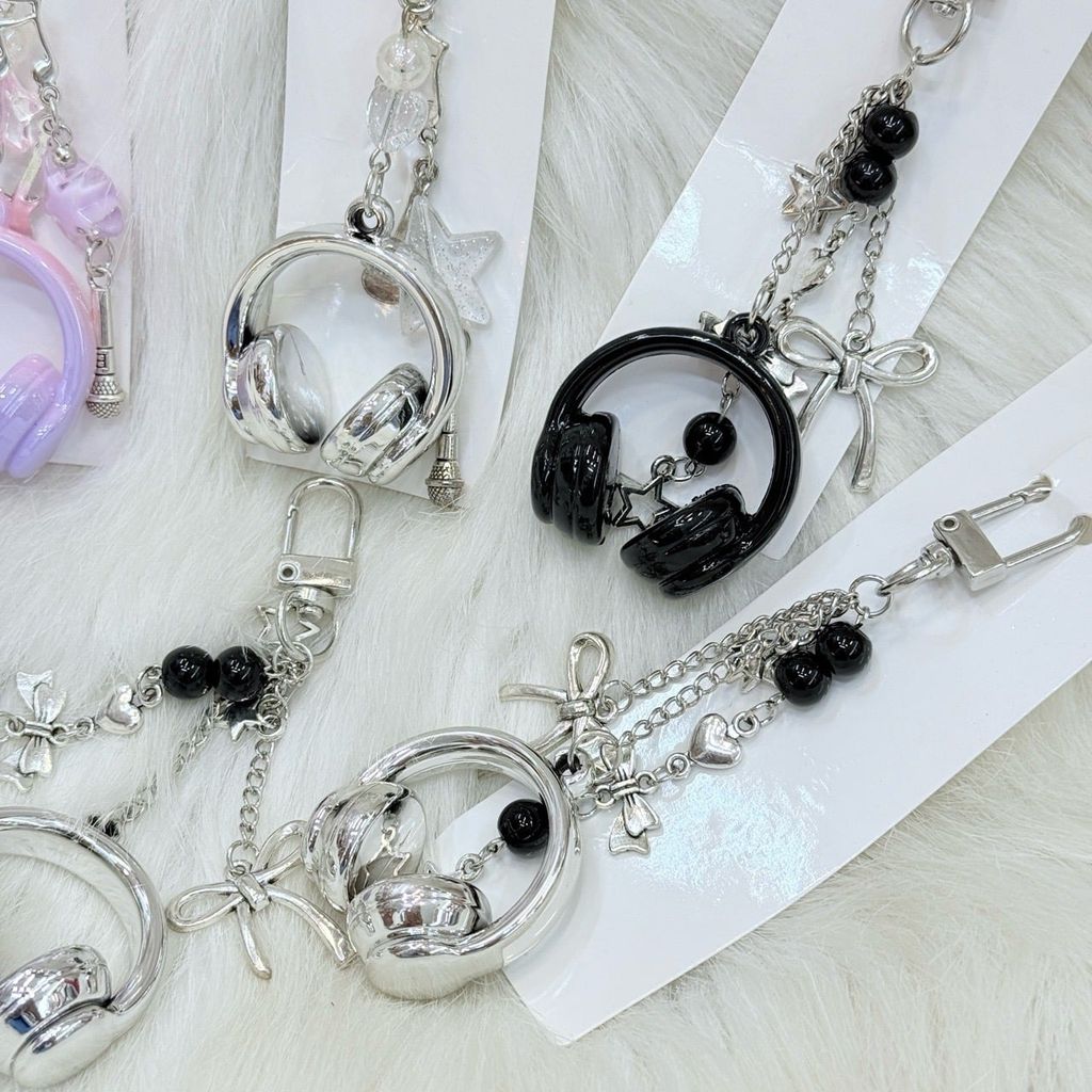 Móc Treo/ Móc Khóa Thời Trang Headphone Nhiều Charm
