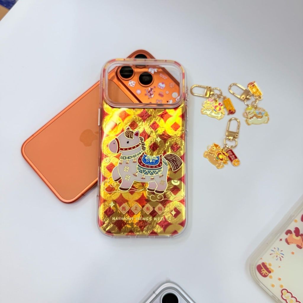 Case Ốp điện thoại iPhone Ngựa May Mắn Ánh Xà Cừ Vàng Đỏ iPhone 12/13/14/15/16/17Pro/Promax - Mã Thượng Hữu Phúc - Harmony Brings Wealth - TẾT