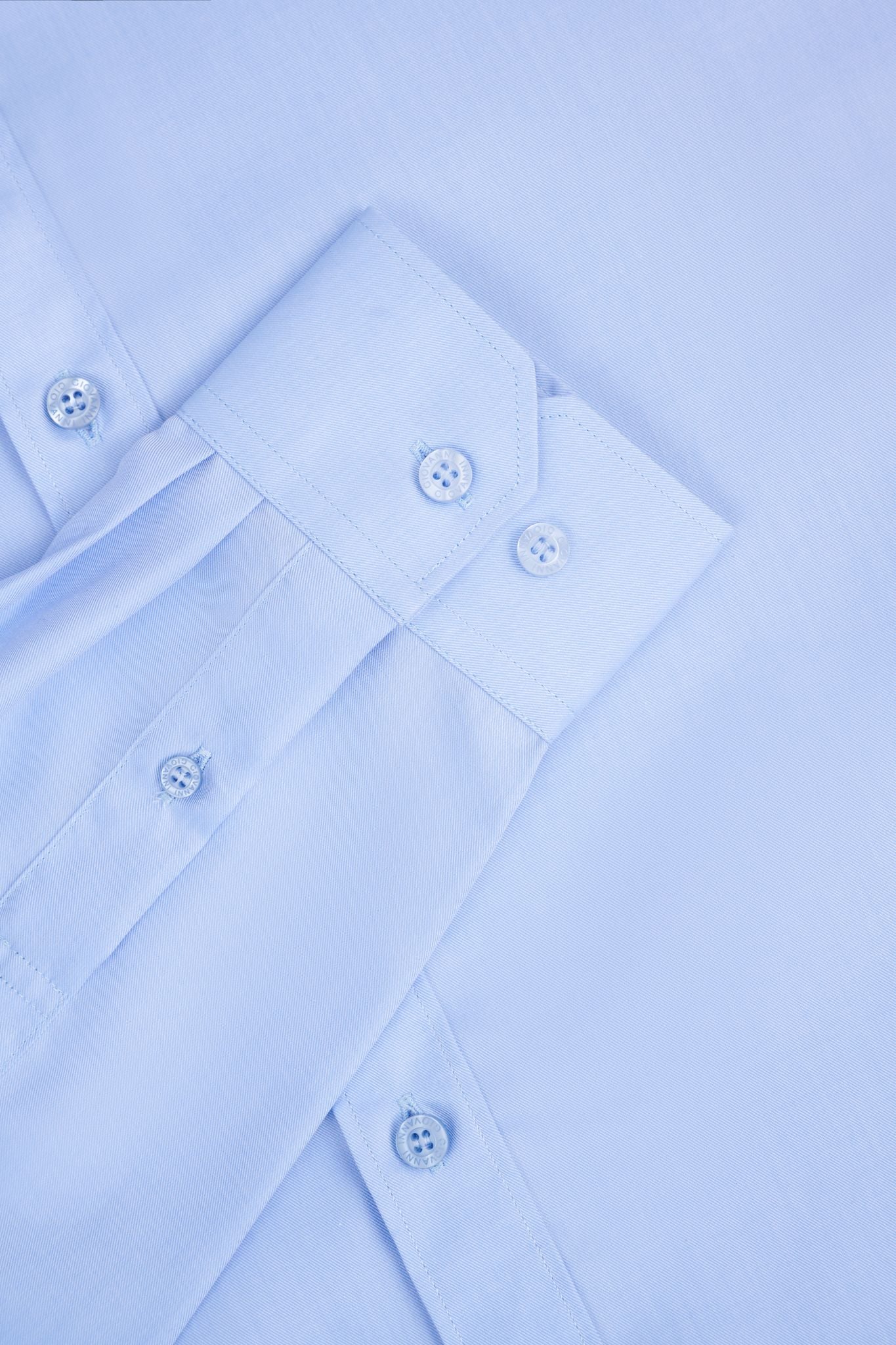 Xanh da trời nhạt