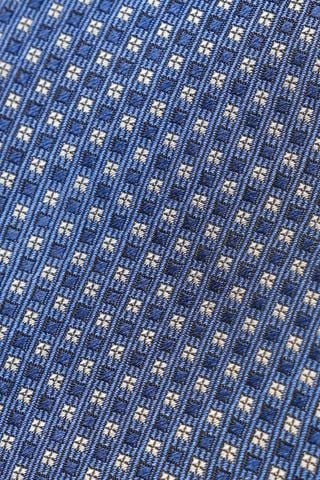 Xanh da trời đậm