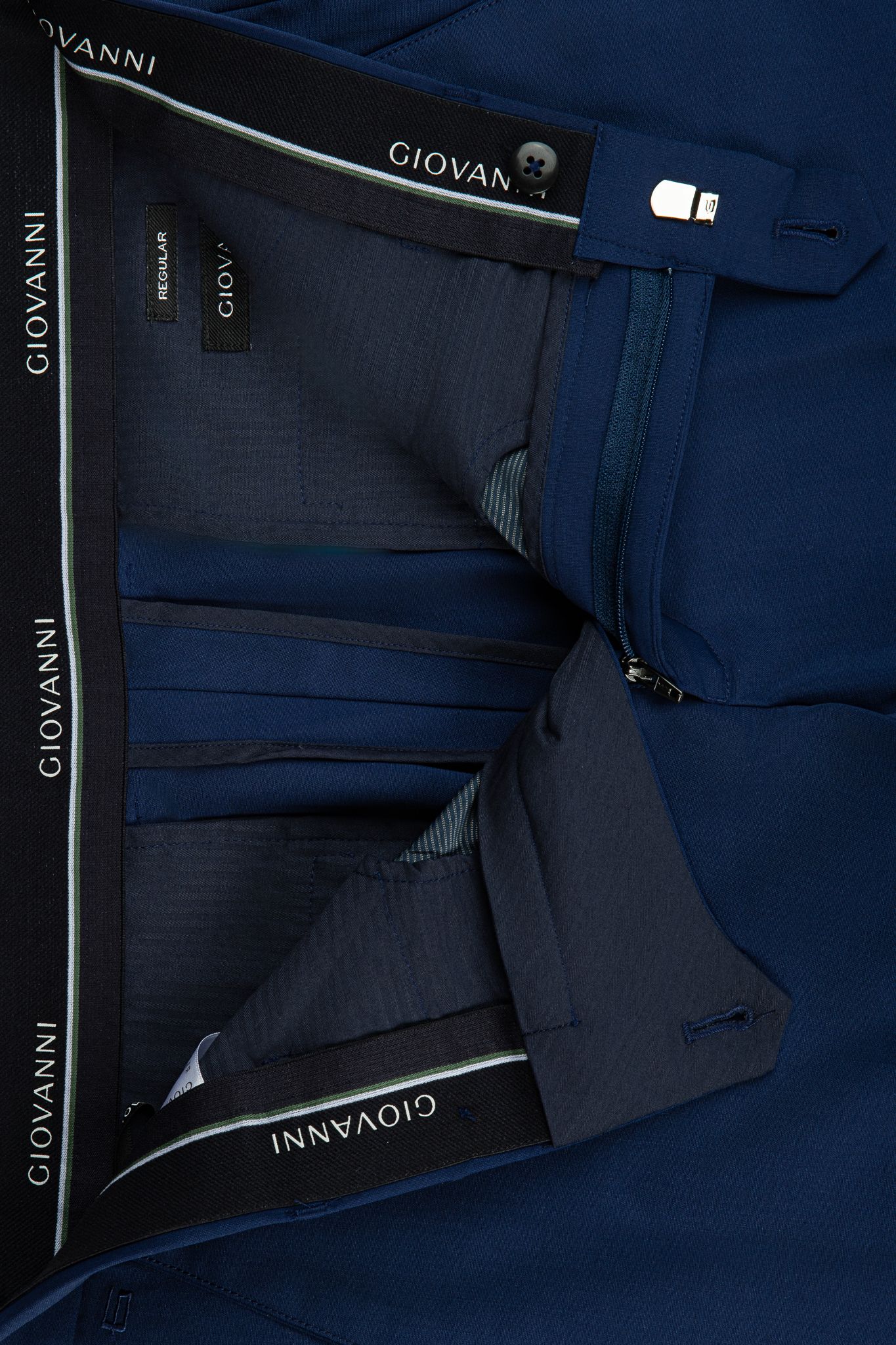 Xanh nước biển đậm