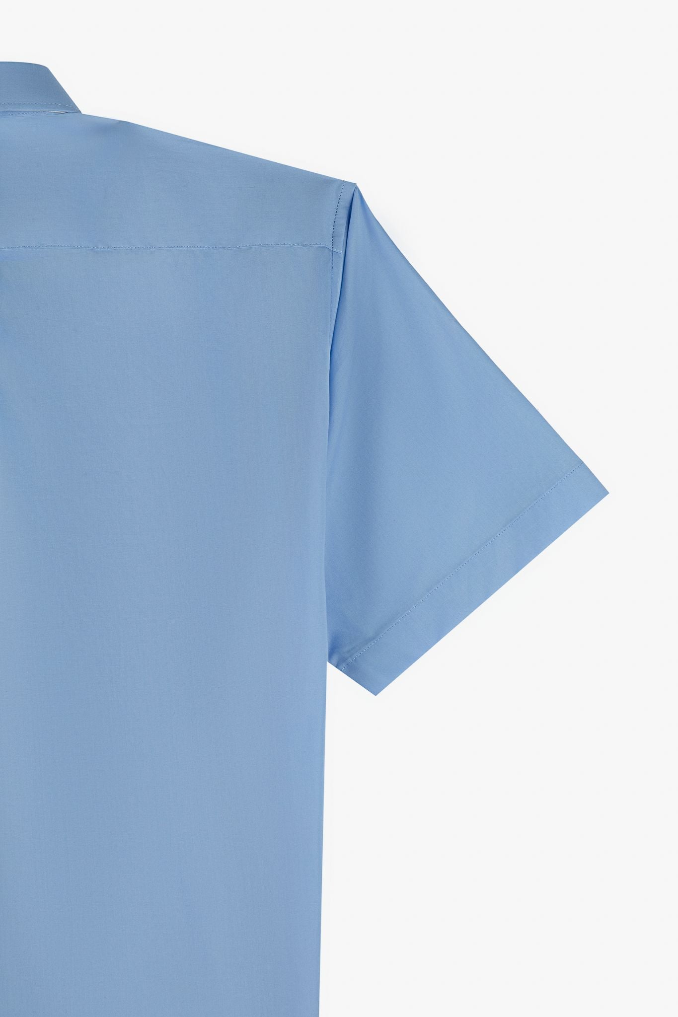 Xanh da trời nhạt