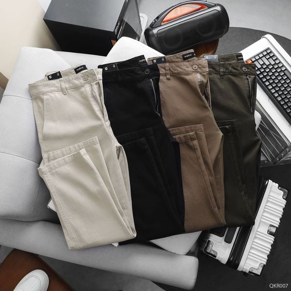  Quần kaki Straight Essential pants - 007 