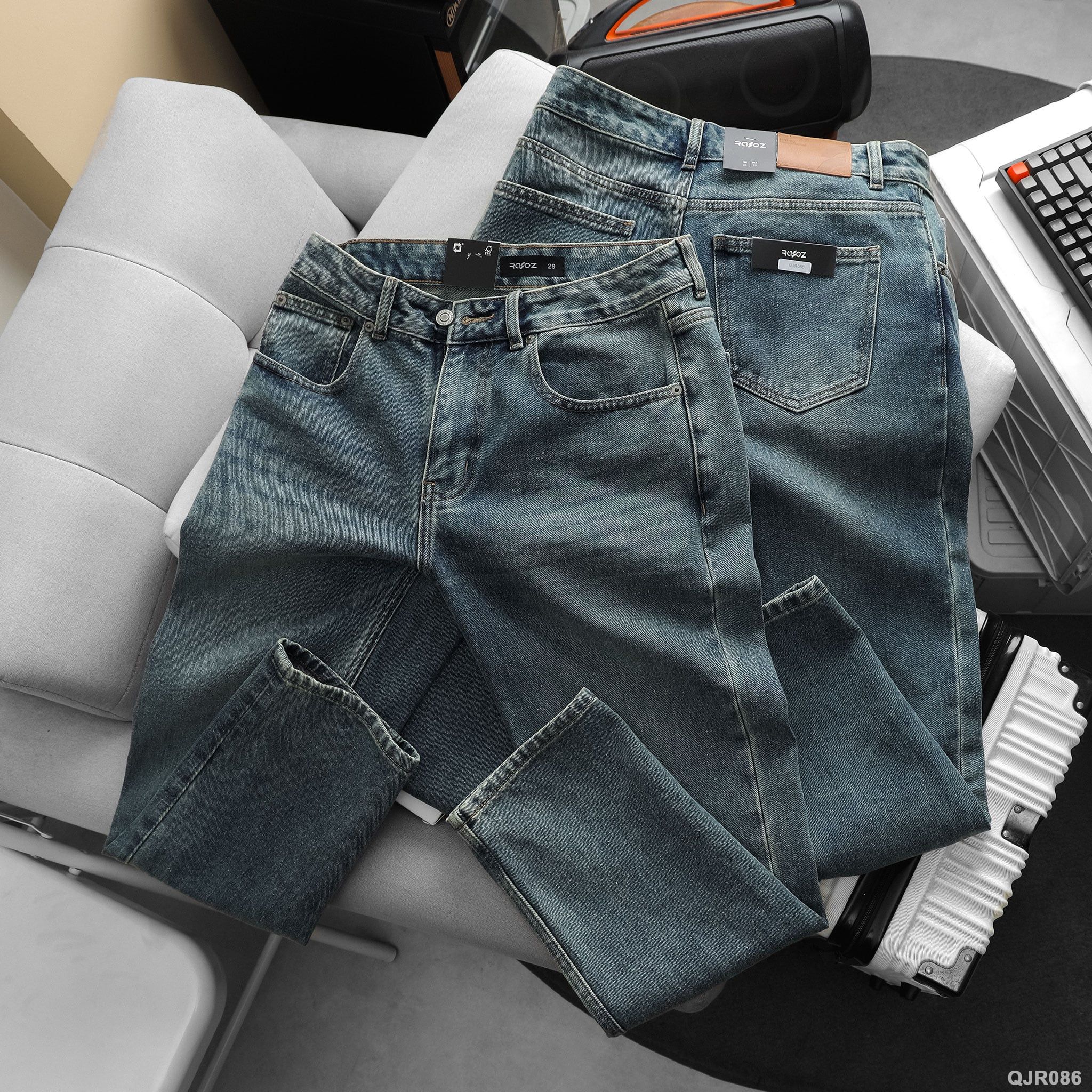  Quần jean Relaxed Xanh Wash - 086 