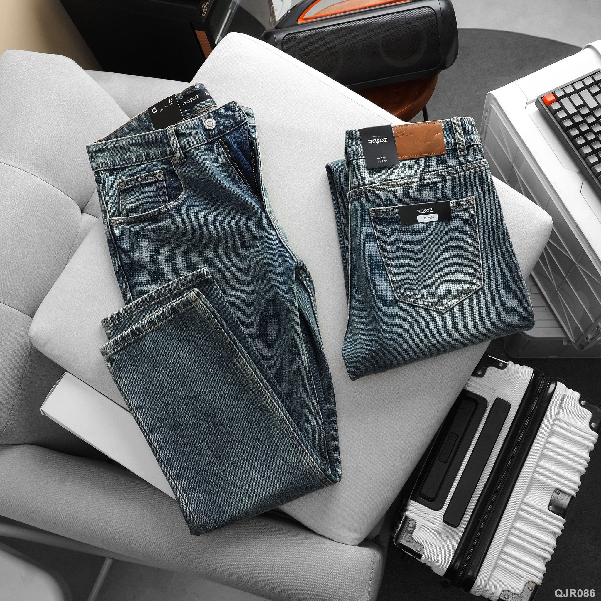  Quần jean Relaxed Xanh Wash - 086 