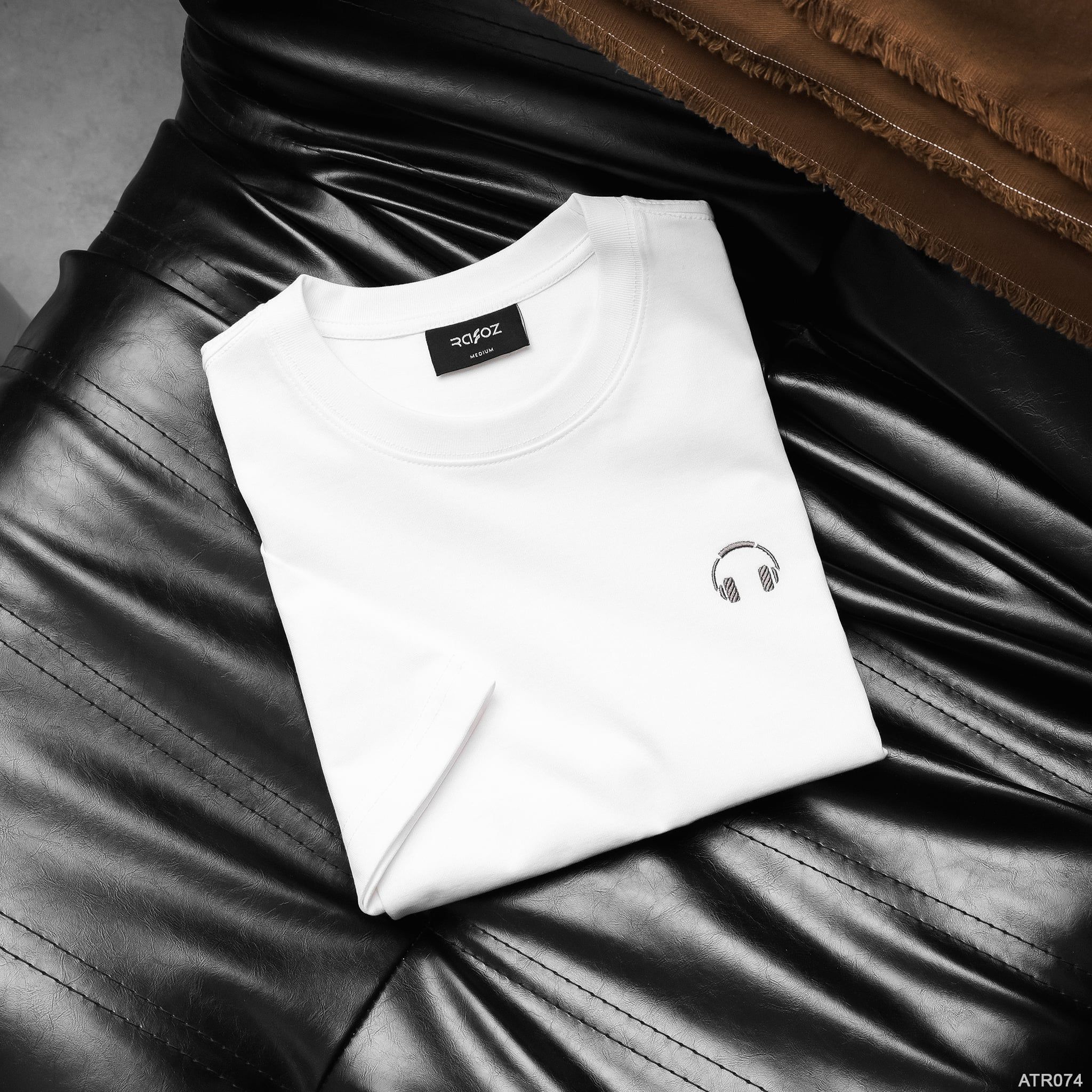  Áo thun RAFOZ White Headphone - 074 