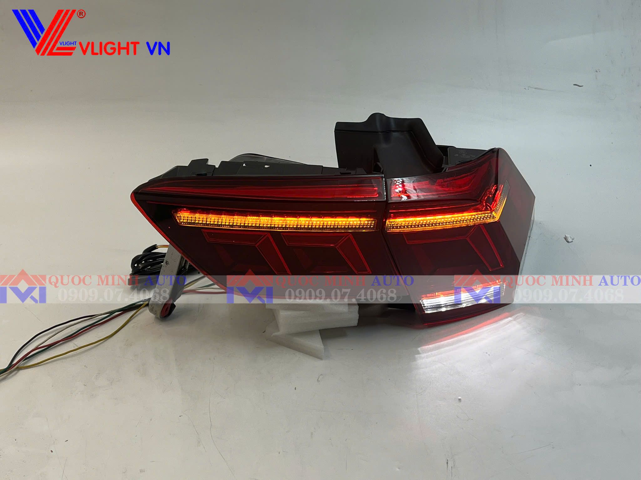  Đèn hậu Volkswagen Tiguan 