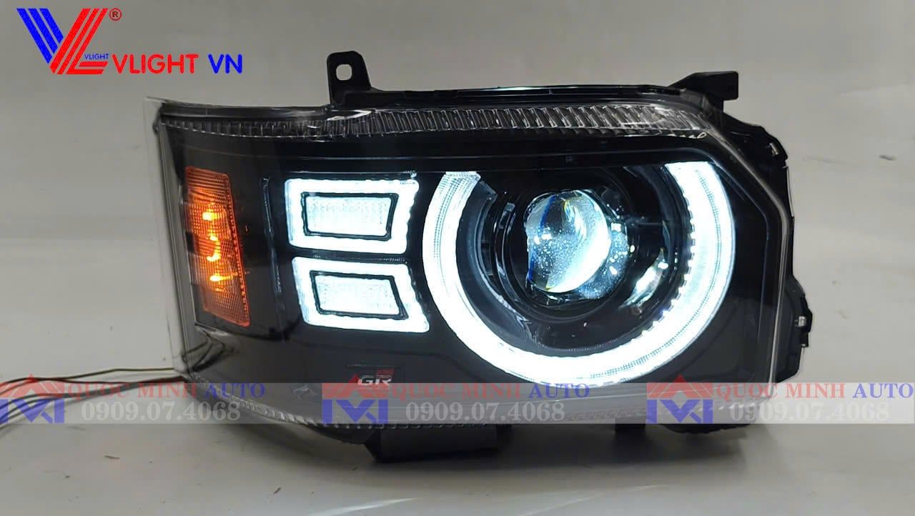  Đèn pha cho Toyota Hiace 2014 mẫu Range Rover (1 bộ 2 cái gắn cho 1 xe) 
