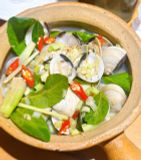  NGHÊU HẤP XẢ/SATE CAY  ( đã bao gồm phí chế biến ) 
