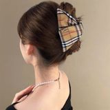  Kẹp tóc BUBERRY ORDER 