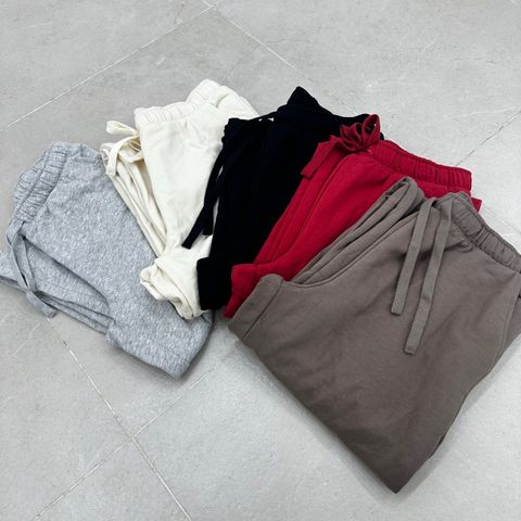  Quần nỉ AUDEN dk 16/3/26 