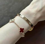  Lắc tay VAN 0811299 ORDER 