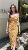  Đầm lụa URBAN OUTFITTER dáng dài 